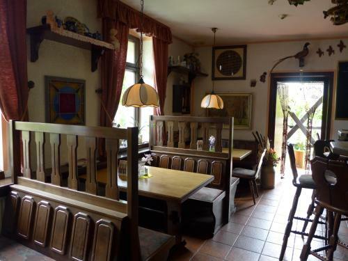Hostal Hotel L�wenhof