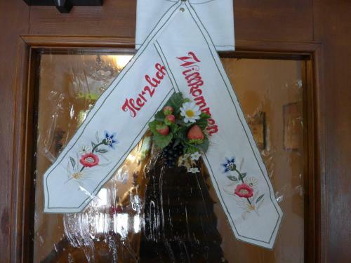 Hostal Hotel L�wenhof