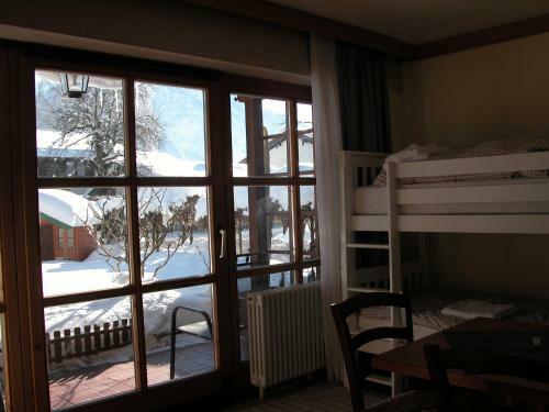 Zum Hirschhaus Hotel-restaurant