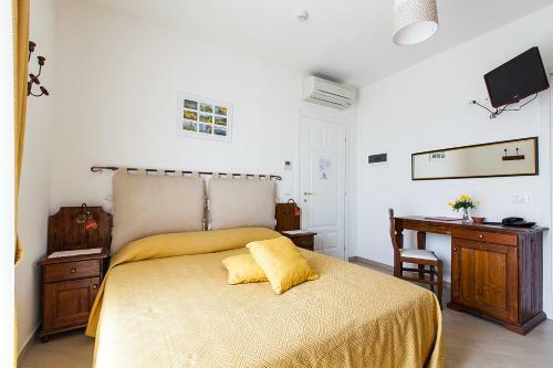 Hostal Osteria Da Cesare E Locanda