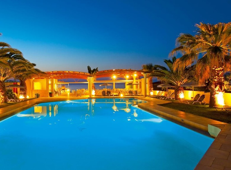 Hotel Eva Bay