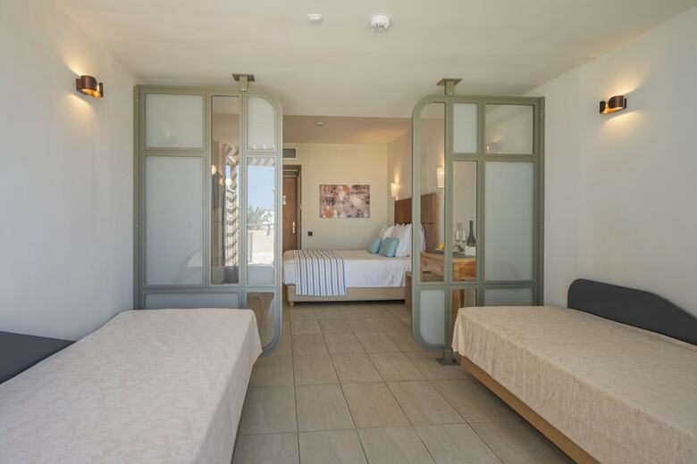 Hotel Minos