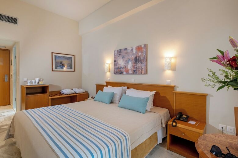 Hotel Minos