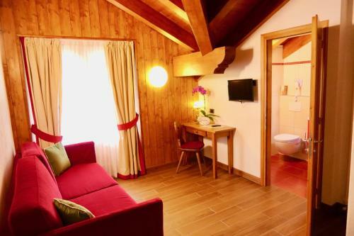 Dream Hotel