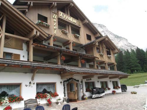 Hotel Tyrolia