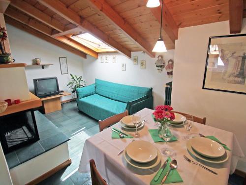 Apartment Casa Semira Vercana