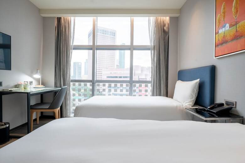 Hotel At Boutique