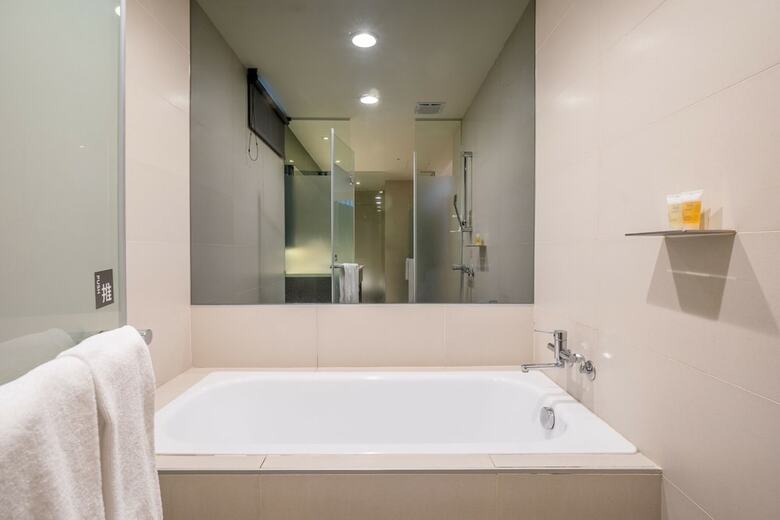 Hotel At Boutique