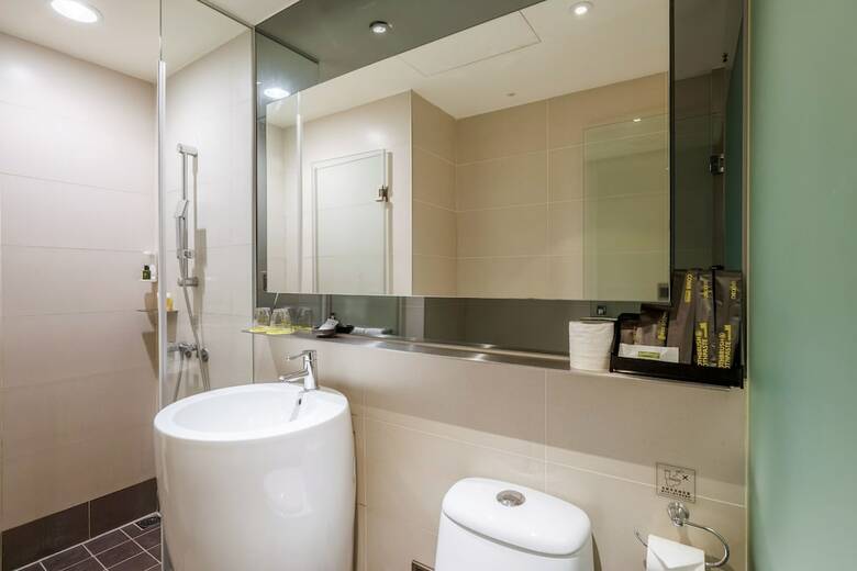 Hotel At Boutique
