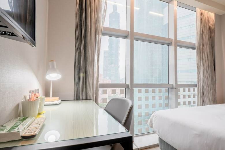 Hotel At Boutique