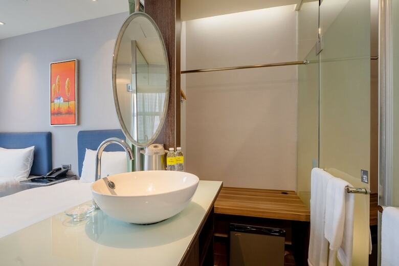 Hotel At Boutique