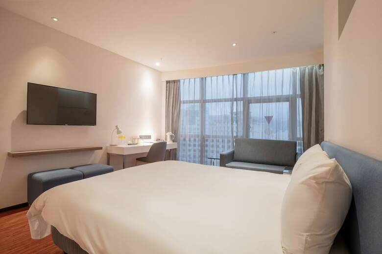 Hotel At Boutique