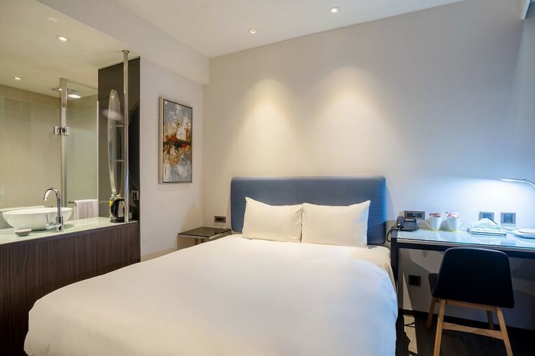 Hotel At Boutique