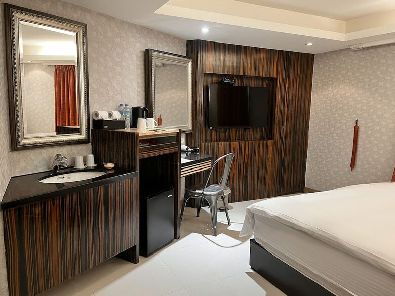 Hotel Holypro Boutique