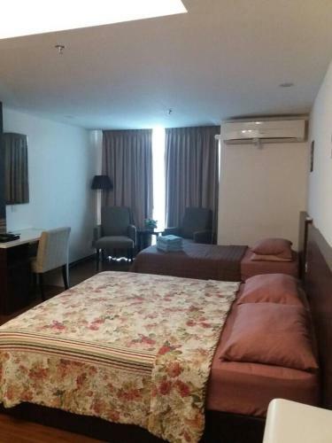 Nazrins' Studio Apartment