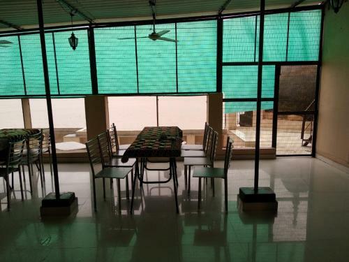 Hostal Ajay Guest House