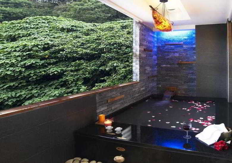Golden Hot Spring Hotel