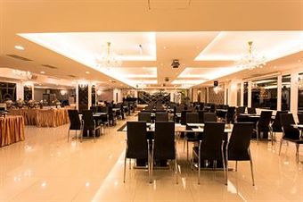 Harmonious Hotel