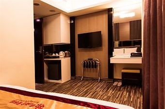Harmonious Hotel