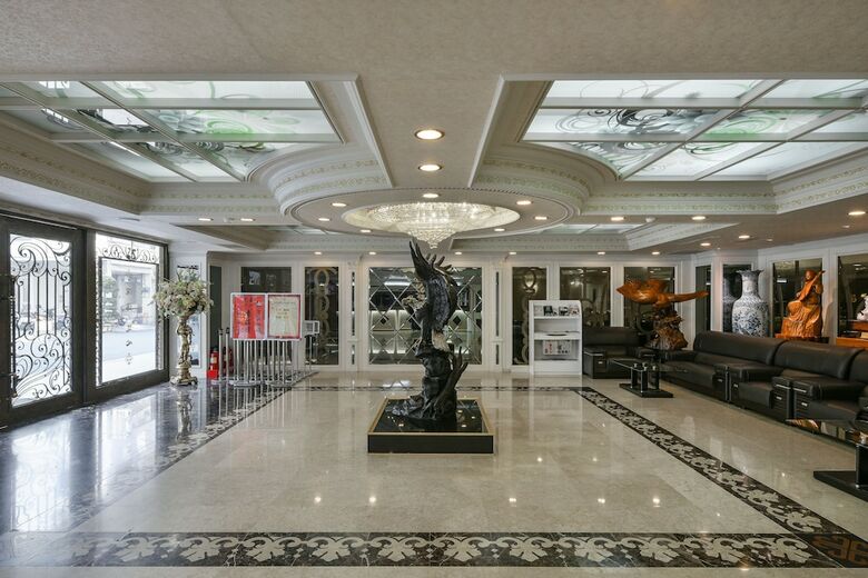 Ever Luck Hotel