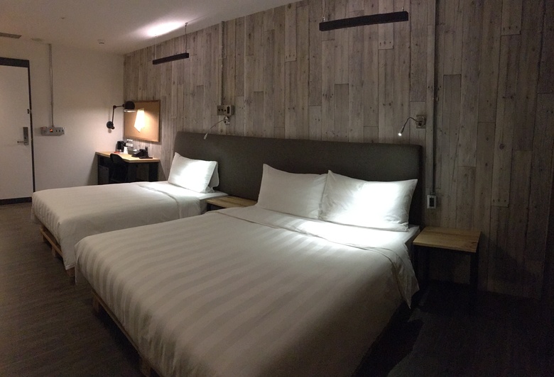 Hotel Papa Whale