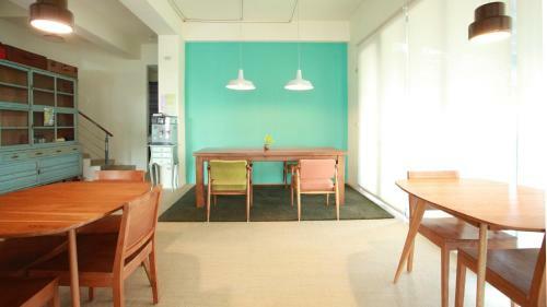 Bed & Breakfast Rainbow Six