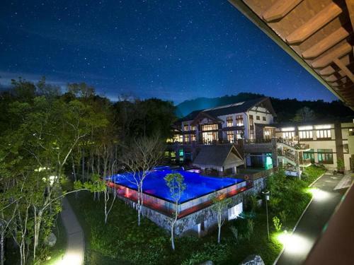 Wuzhishan Yatai Rainforest Resort Hotel