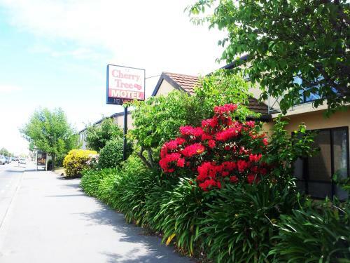 Cherry Tree Lodge Motel