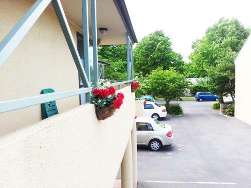 Cherry Tree Lodge Motel