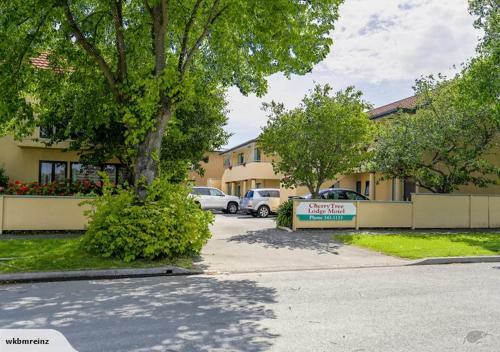 Cherry Tree Lodge Motel