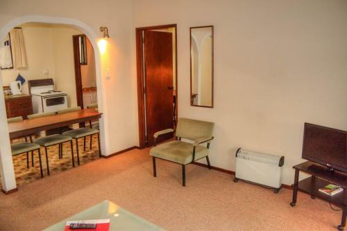 Riverside Motel
