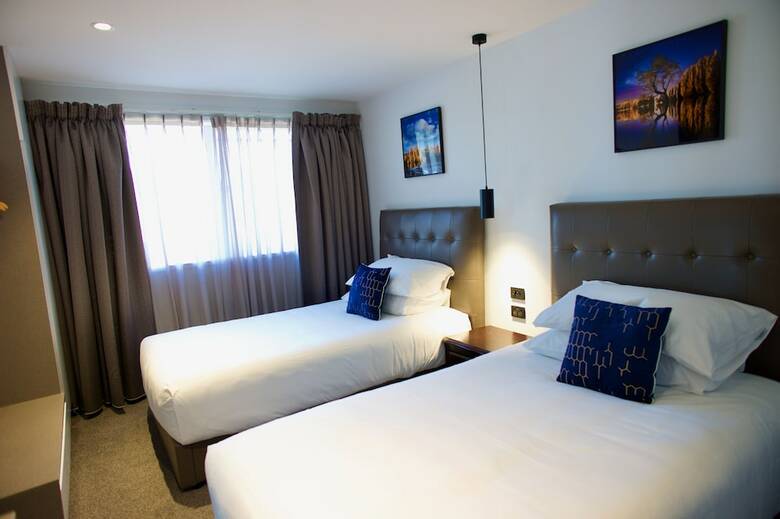 Hotel Regal Palms Resort