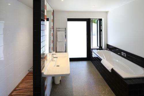 Blackwood Retreat