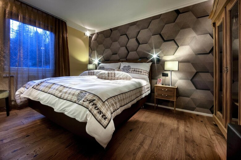 Home Hotel Arosa