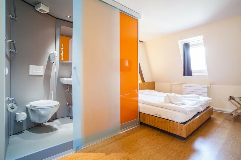 Easyhotel Basel