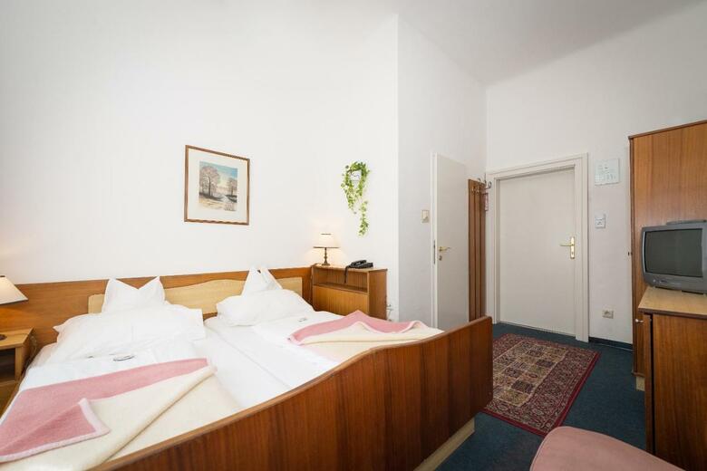 Hostal Pension Neuer Markt