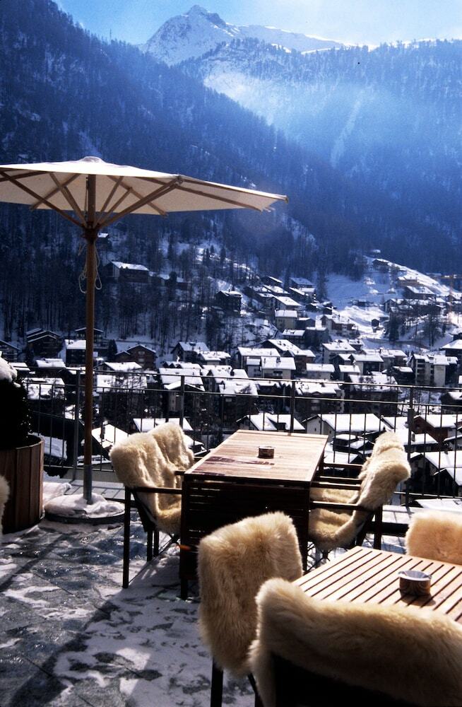 Hotel The Omnia