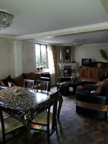Hostal House Dea Dea