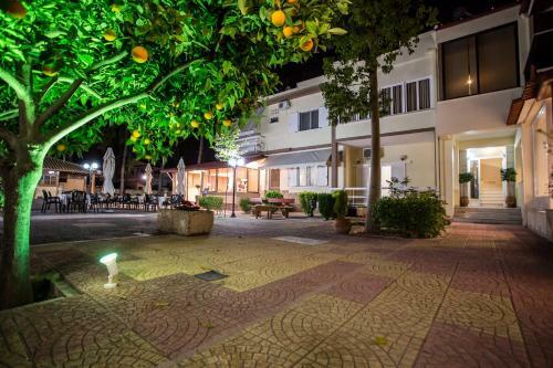 Hostal Vasilios Marinos Rooms