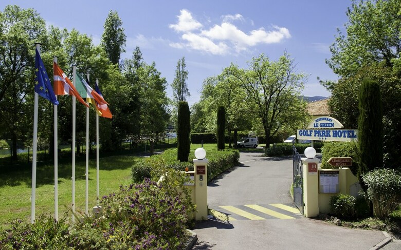 Golf Park Hotel