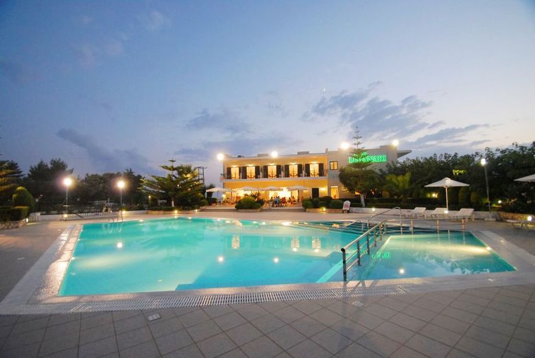 Limanaki Hotel