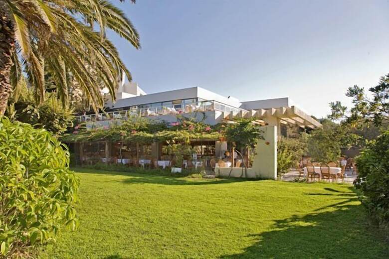 Hotel Caravia Beach