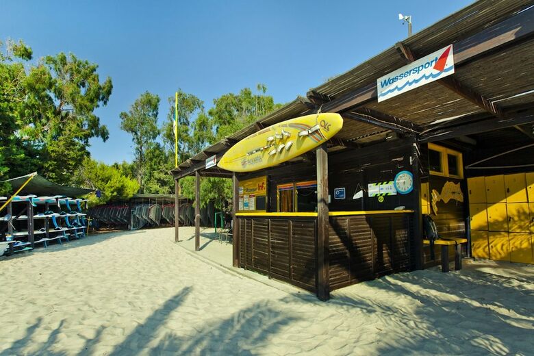 Hotel Caravia Beach