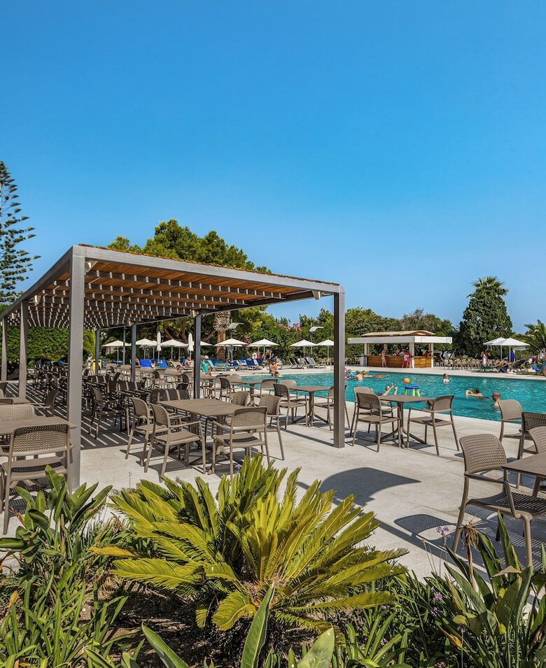 Hotel Caravia Beach