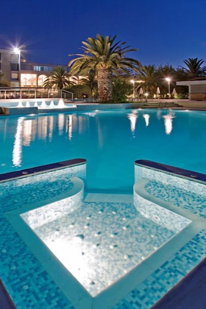 Hotel Caravia Beach