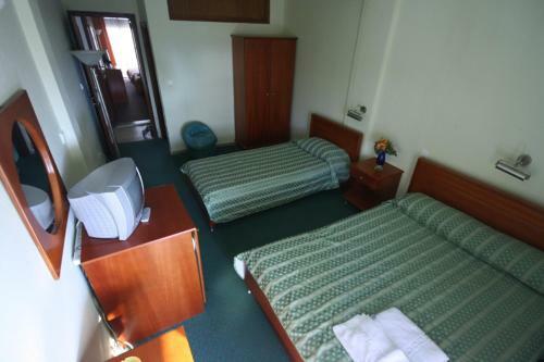 Hostal Cavo D' Oro