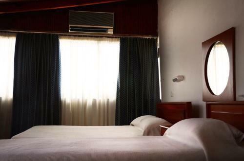 Hostal Cavo D' Oro