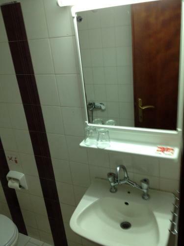 Hostal Cavo D' Oro