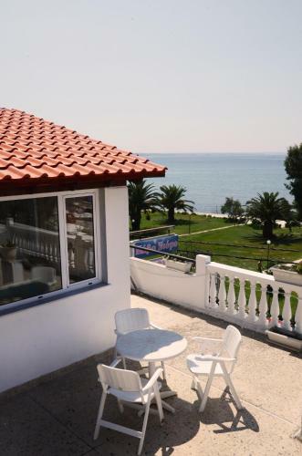 Hostal Cavo D' Oro