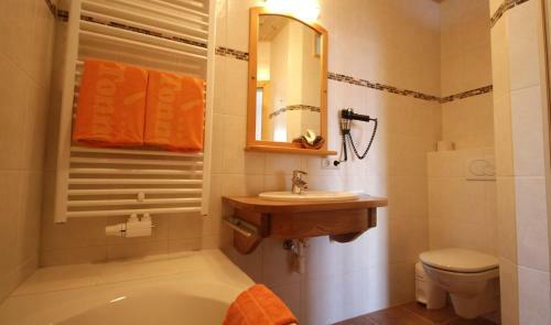 Hostal Almwellness Tonnerh�tte